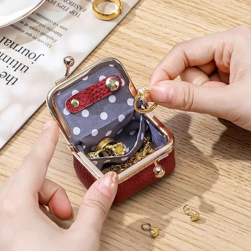JewelNest - Portable Leather Jewelry Box